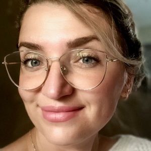 Meet your Posher, Evgeniya